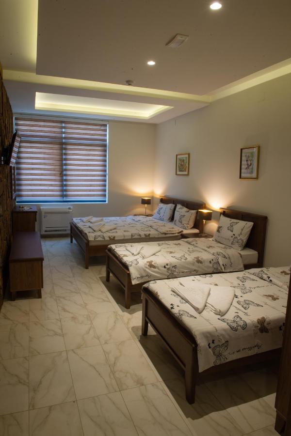 Zoo Misic Prenociste Hotel Vranje Exterior foto